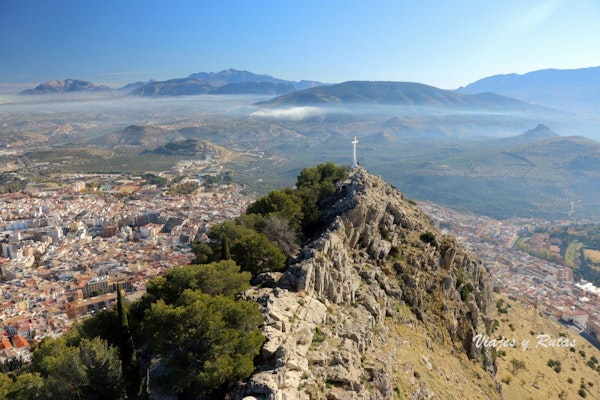 Bus turístico + Visita guiada al Castillo de Santa Catalina - Lagarto Tours